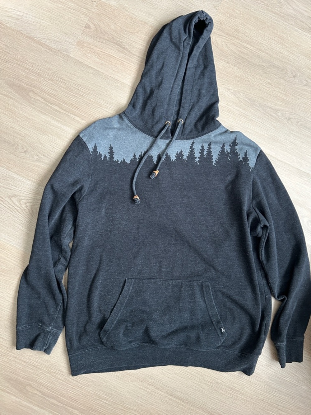 Men's Ten tree pull over sweater